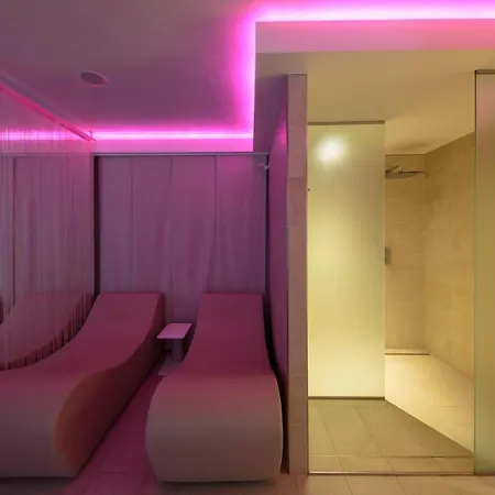 Monaco Hotel