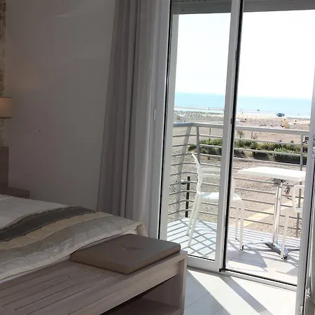 Monaco Hotel 3*