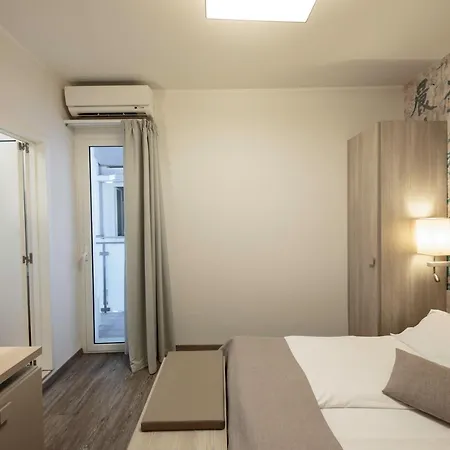 Monaco 3*